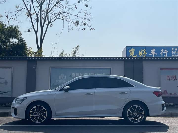 Фото 4 - Audi A3