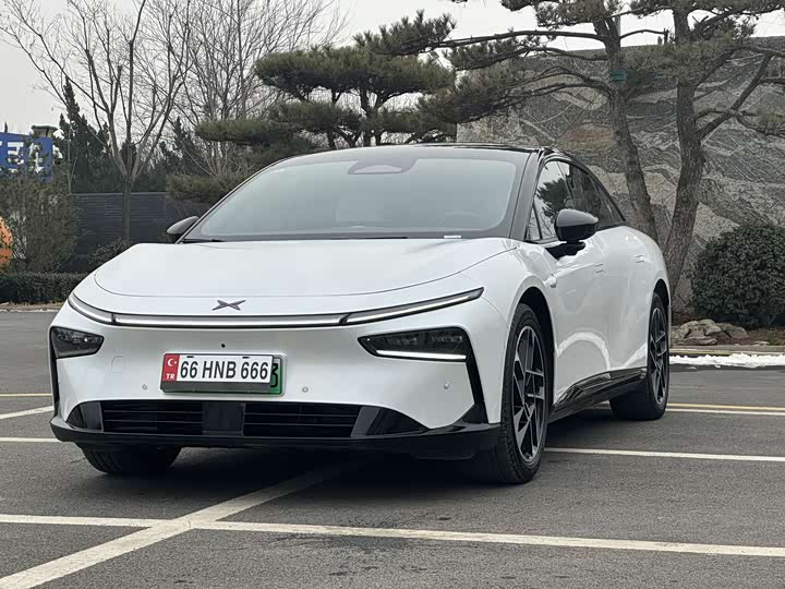 Фото 1 - XPeng F57