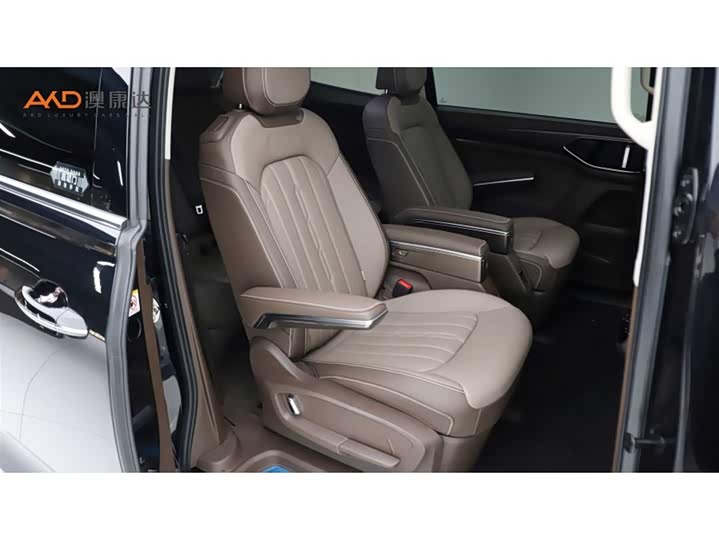 Фото 8 - Volkswagen Viloran