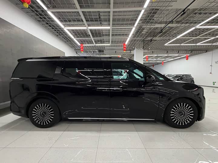 Фото 4 - Zeekr 009