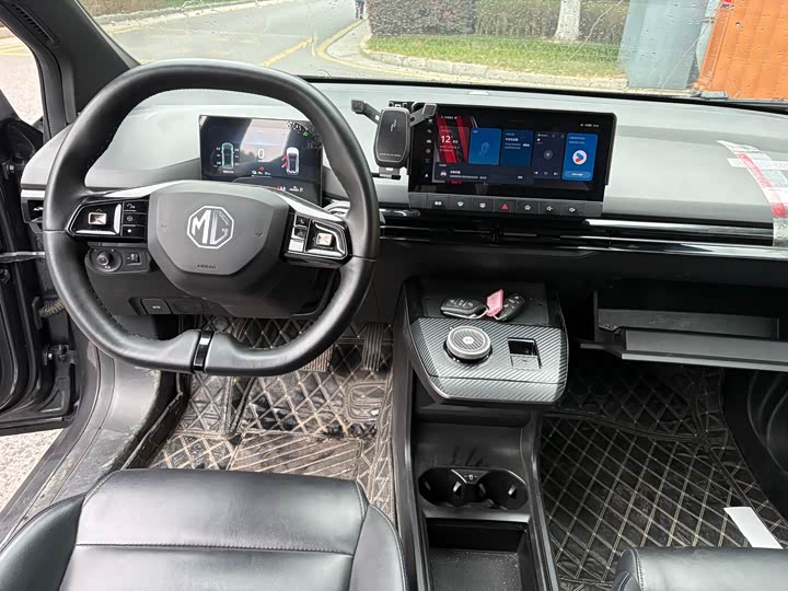 Фото 7 - MG Motor 4 EV