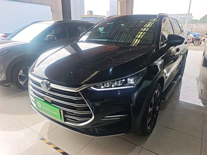 Фото 2 - BYD Tang Hybrid/EV