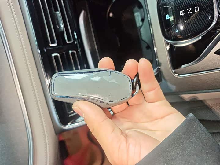 Фото 9 - BYD Tang Hybrid/EV