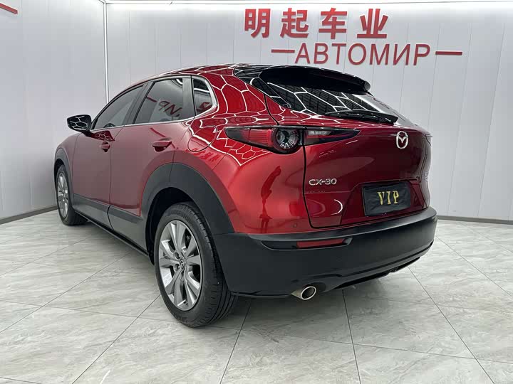 Фото 8 - Mazda CX-30