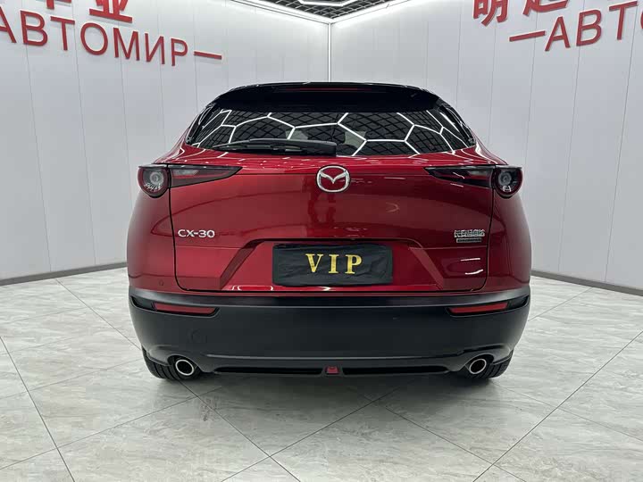 Фото 9 - Mazda CX-30