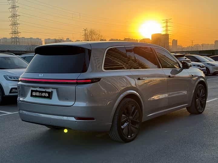 Фото 7 - LiXiang L9