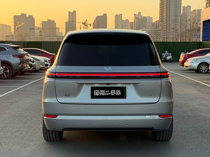 Фото 8 - LiXiang L9