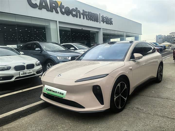 Фото 1 - Nio ET5T