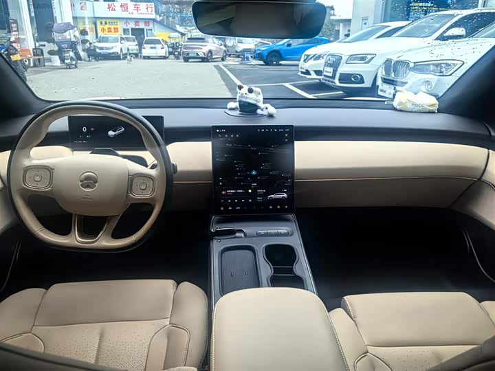 Фото 5 - Nio ET5T