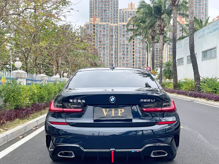 Фото 9 - BMW 3 Series