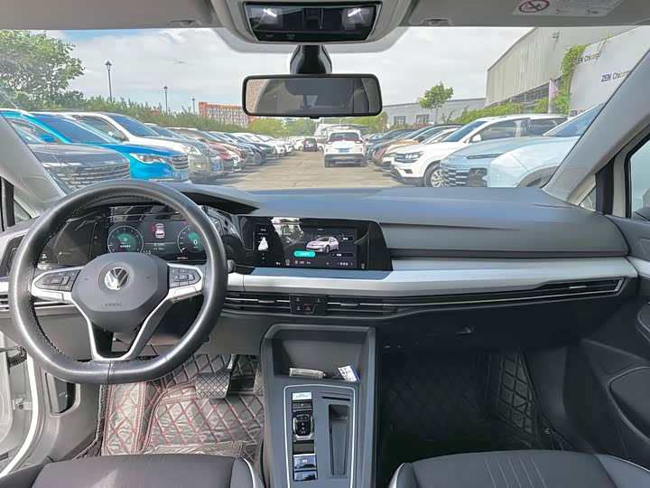 Фото 6 - Volkswagen Golf