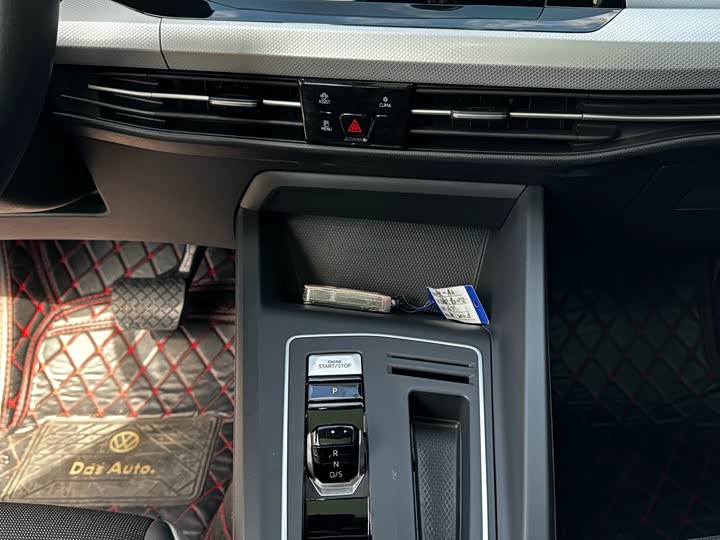 Фото 7 - Volkswagen Golf