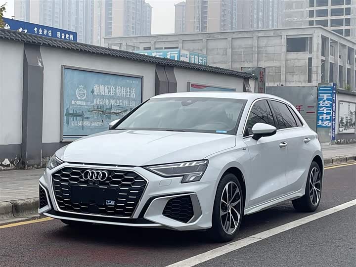 Фото 1 - Audi A3