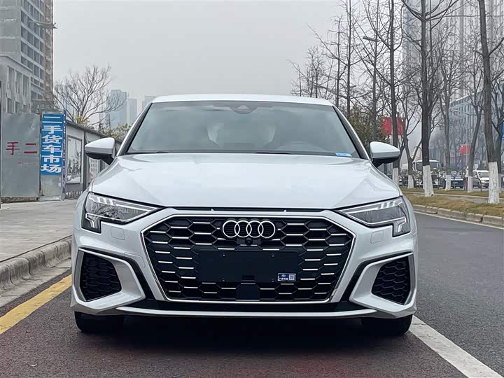 Фото 2 - Audi A3