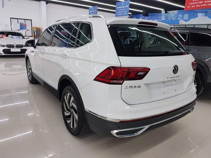 Фото 5 - Volkswagen Tiguan L Pro