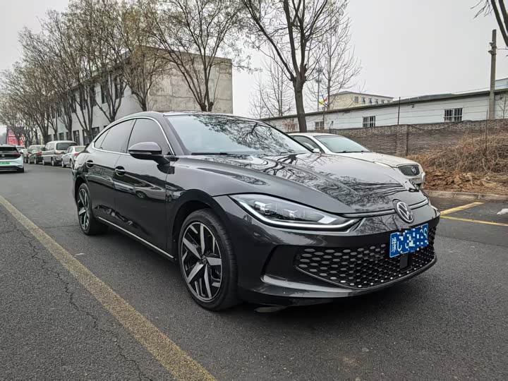 Фото 3 - Volkswagen Lamando L