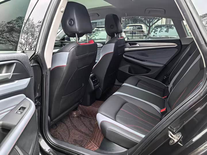 Фото 5 - Volkswagen Lamando L