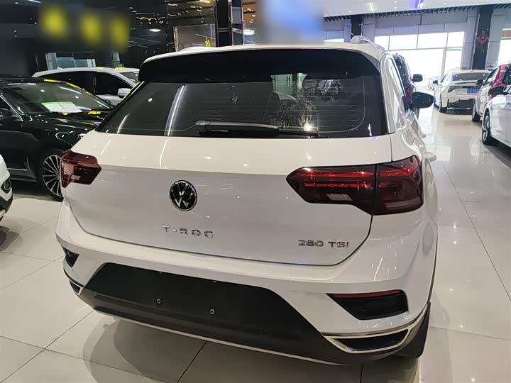 Фото 6 - Volkswagen T-Roc