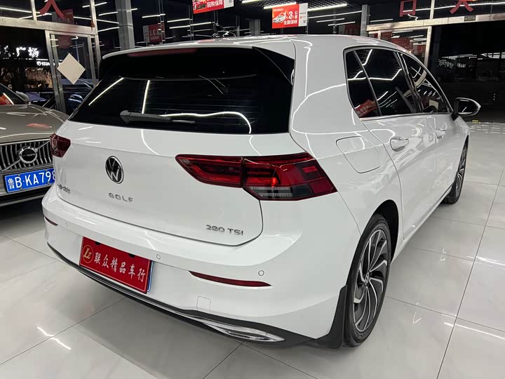 Фото 4 - Volkswagen Golf