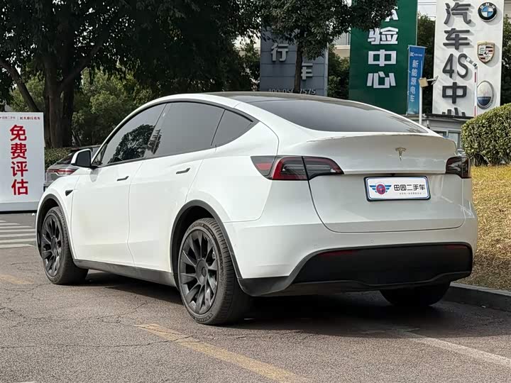 Фото 5 - Tesla Model Y