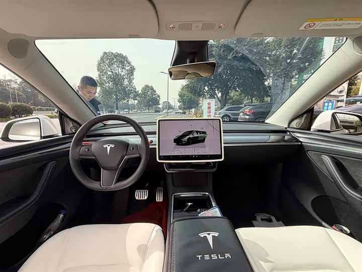 Фото 7 - Tesla Model Y