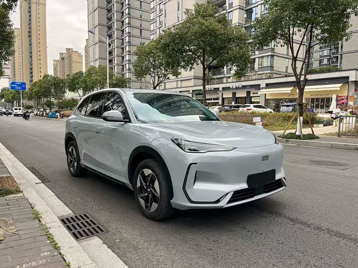 Фото 3 - Geely Galaxy E5