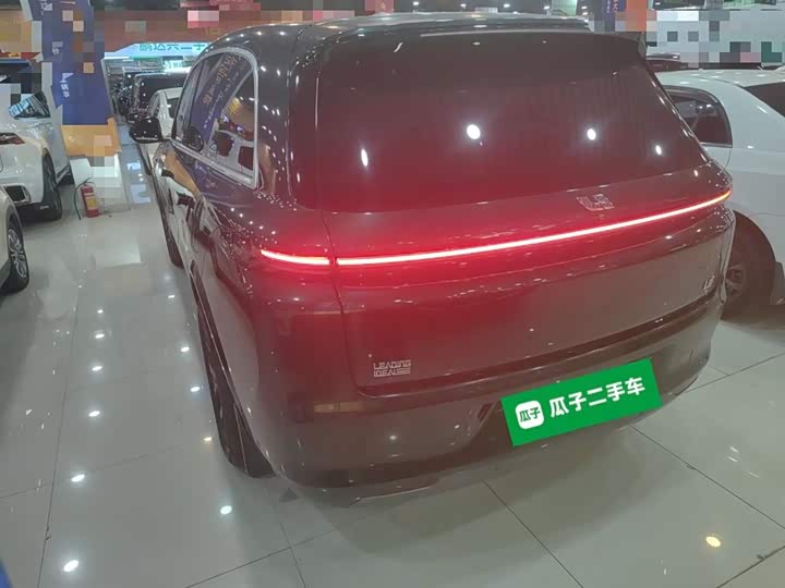 Фото 5 - LiXiang L8