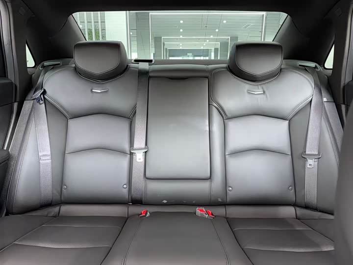 Фото 9 - Cadillac CT6