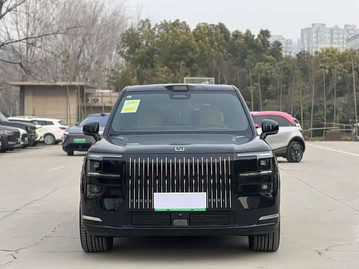 Фото 2 - Zeekr 9X