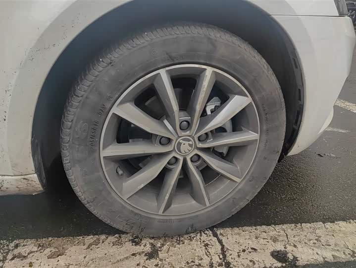 Фото 6 - Skoda Octavia Pro