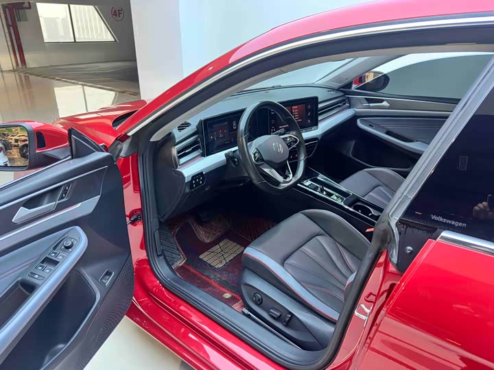 Фото 9 - Volkswagen Lamando L