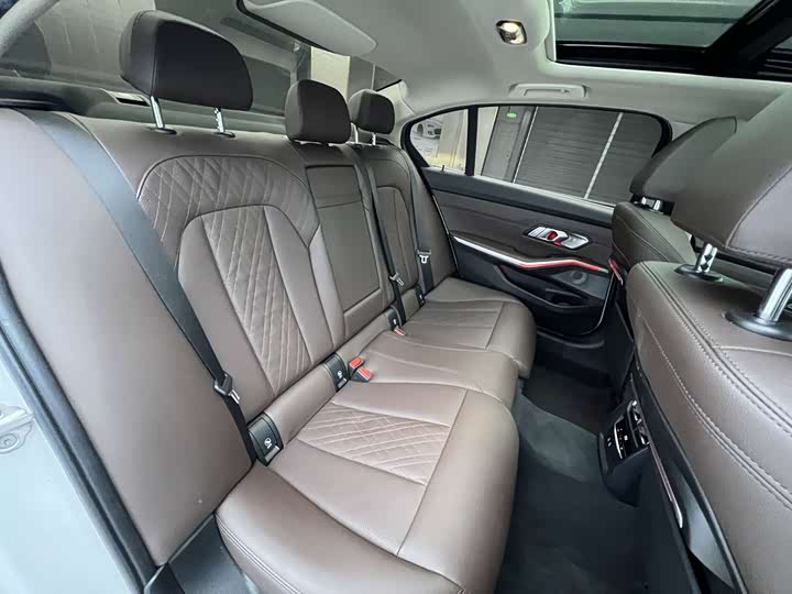 Фото 7 - BMW 3 Series