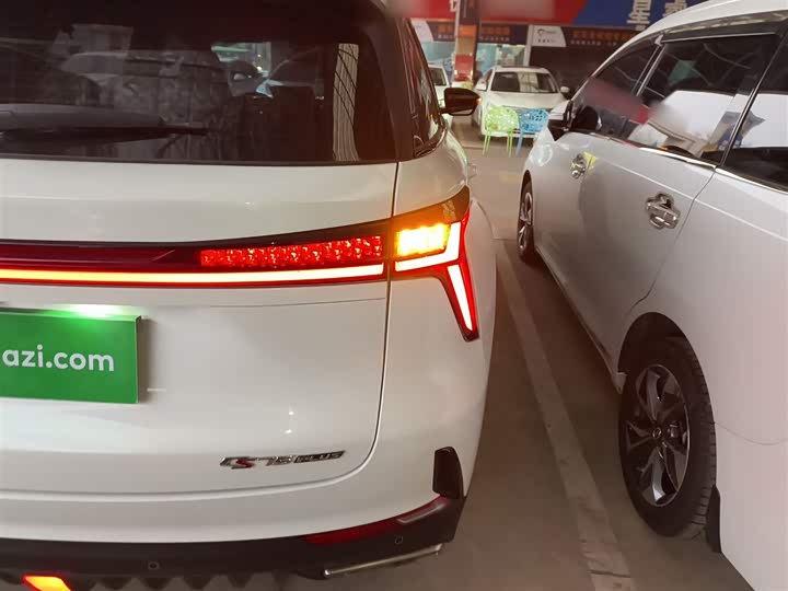 Фото 8 - Changan CS75 Plus