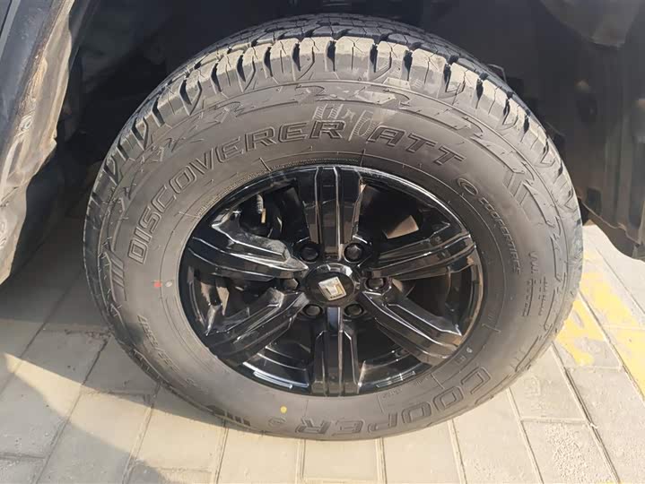 Фото 6 - Tank 300