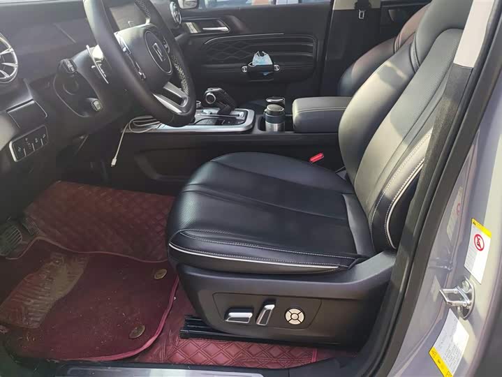 Фото 9 - Tank 300