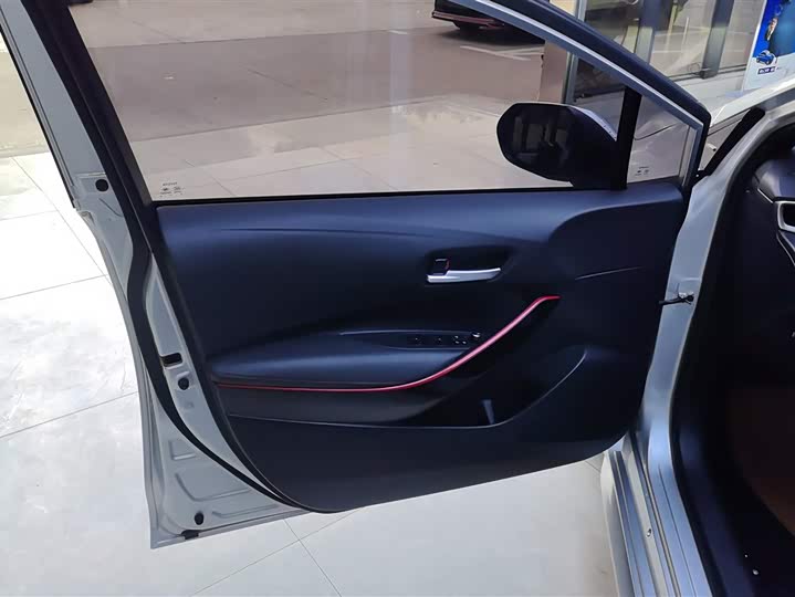 Фото 7 - Toyota Levin