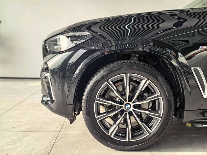 Фото 5 - BMW X5