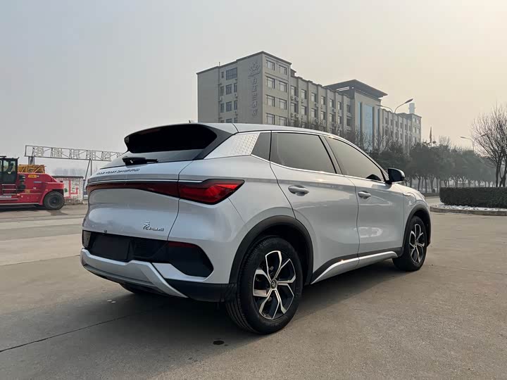 Фото 9 - BYD Yuan Plus