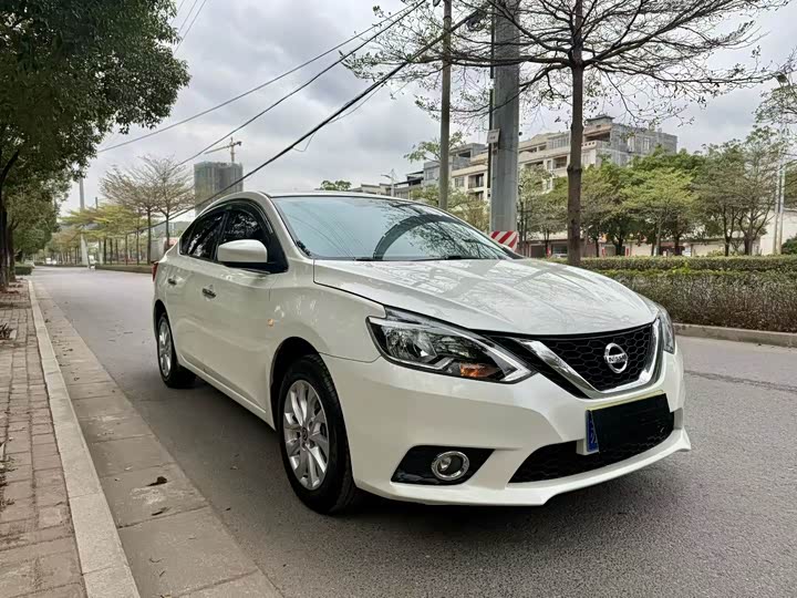 Фото 3 - Nissan Sylphy