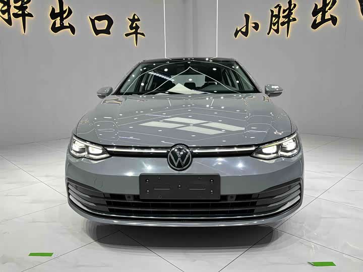 Фото 3 - Volkswagen Golf