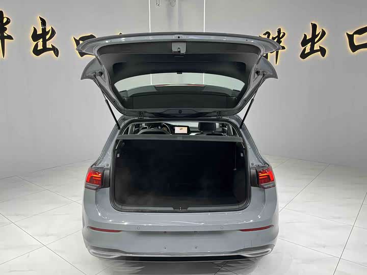 Фото 9 - Volkswagen Golf