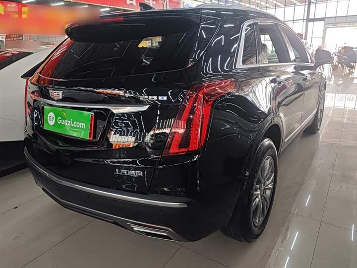 Фото 7 - Cadillac XT5