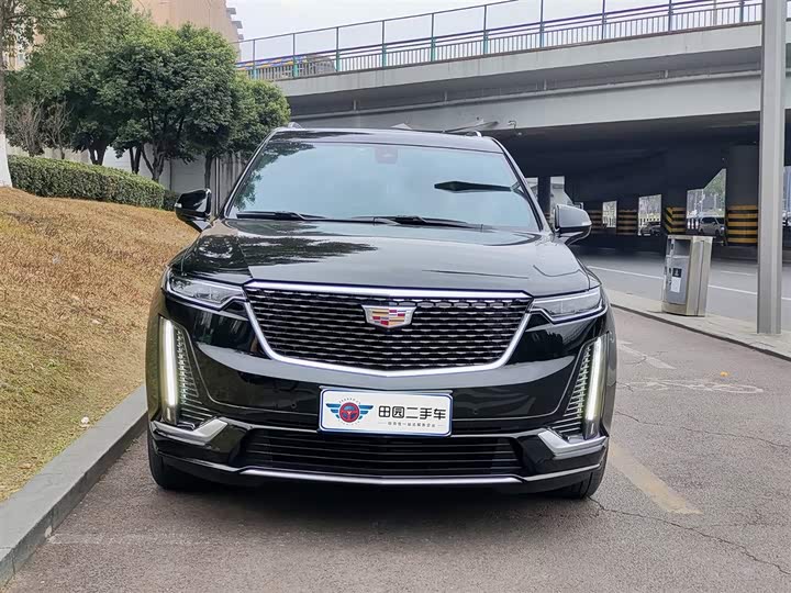 Фото 2 - Cadillac XT6