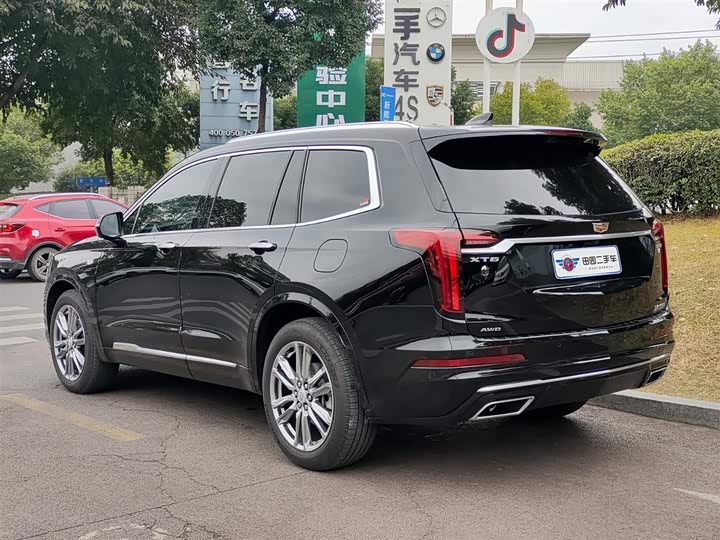 Фото 4 - Cadillac XT6