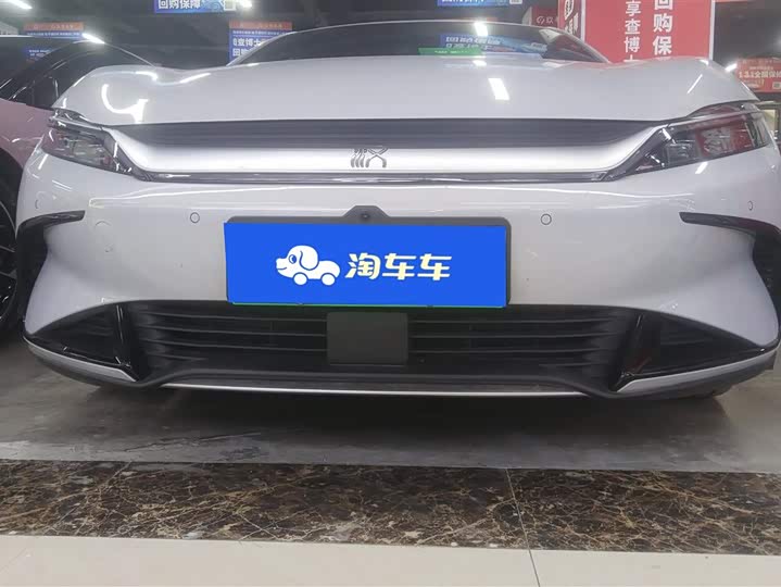 Фото 2 - BYD Han