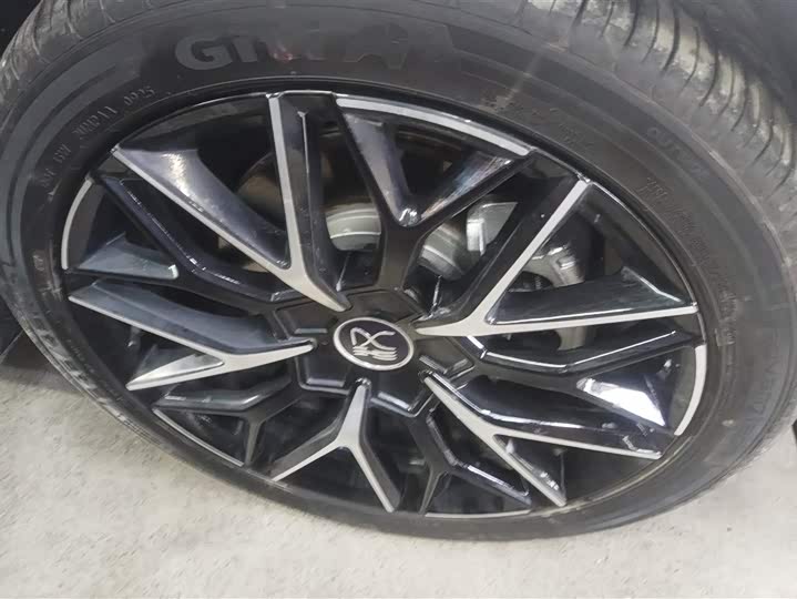 Фото 6 - BYD Han