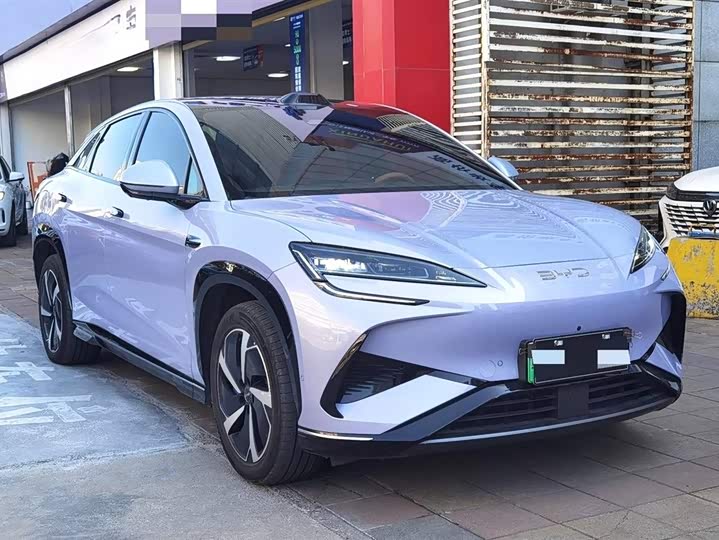 Фото 3 - BYD Sea Lion 07 EV