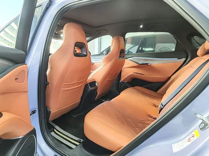 Фото 6 - BYD Sea Lion 07 EV