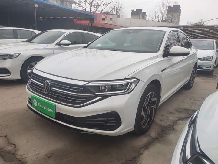 Фото 2 - Volkswagen Sagitar L