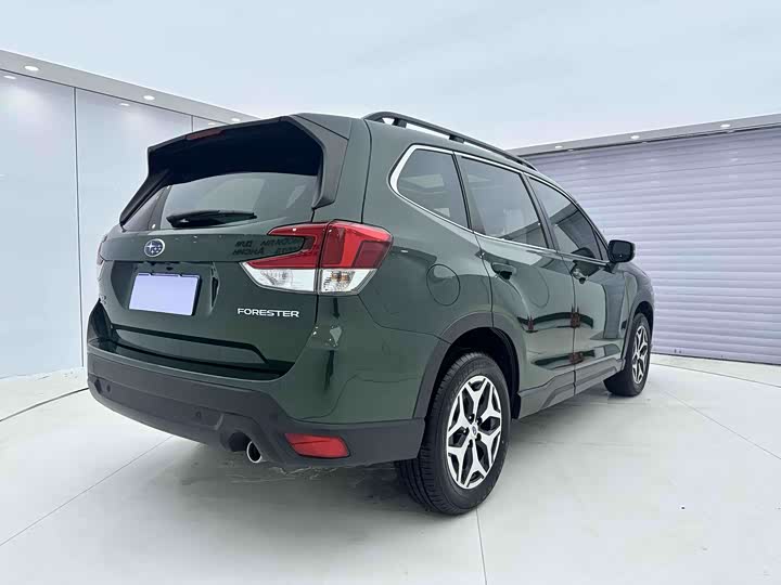 Фото 7 - Subaru Forester